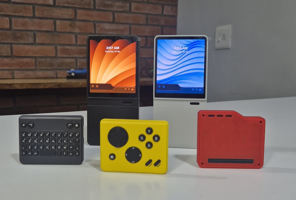 Comet colors and extensions